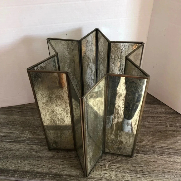 Pier 1 Star Shaped  Hurricane Lantern - Picture 1 of 7